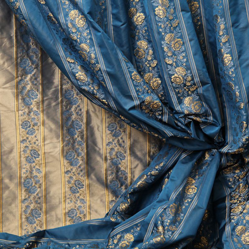 BOUQUET BLUE