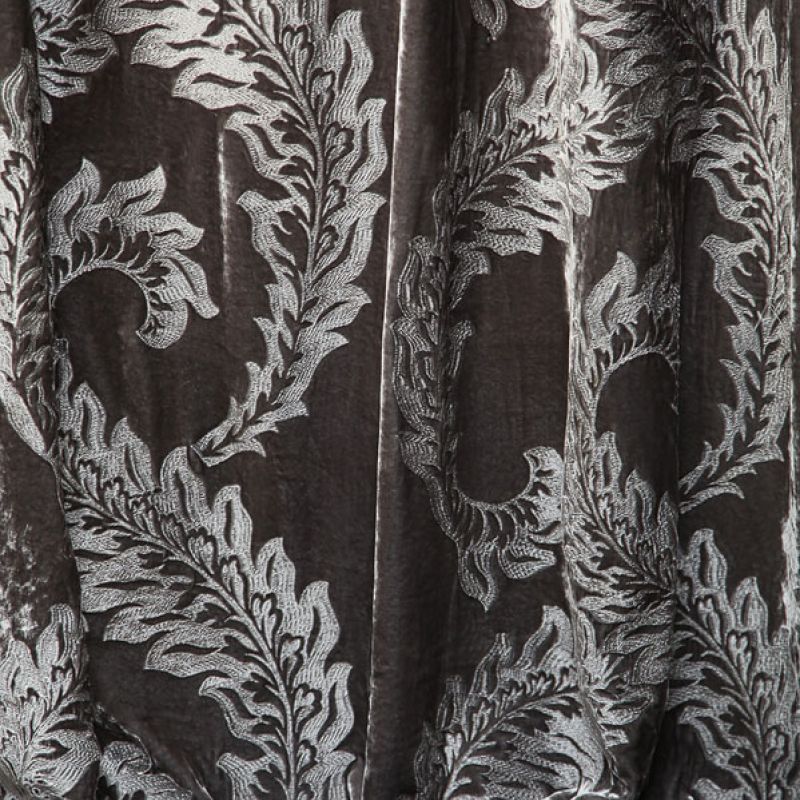 DAHLIA GREY